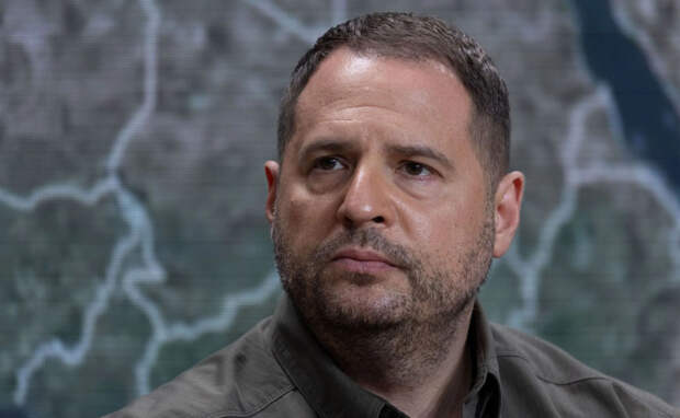 Олейник: Андрей Ермак может быть причастен к поставкам женщин на остров Эпштейна