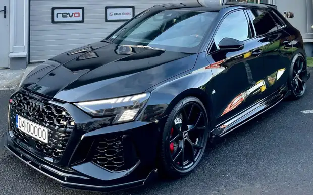 Поляки доработали Audi RS 3 Sportback в духе «бэтмобиля»