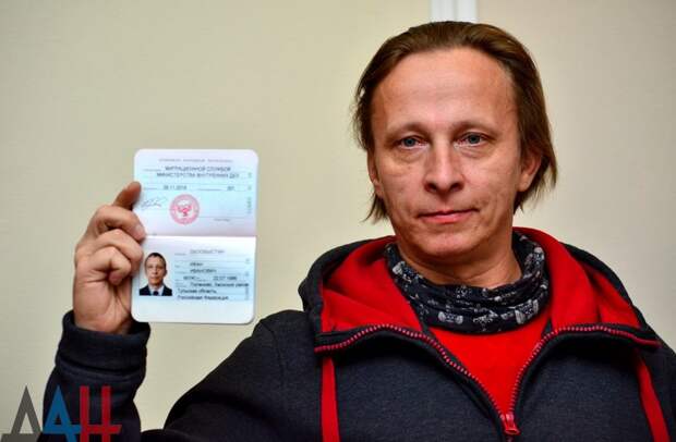 Иван Охлобыстин рассказал, зачем получил паспорт ДНР
