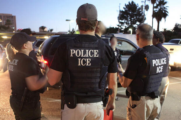 Сотрудники ICE взяли под стражу экс-главу минфина Ганы