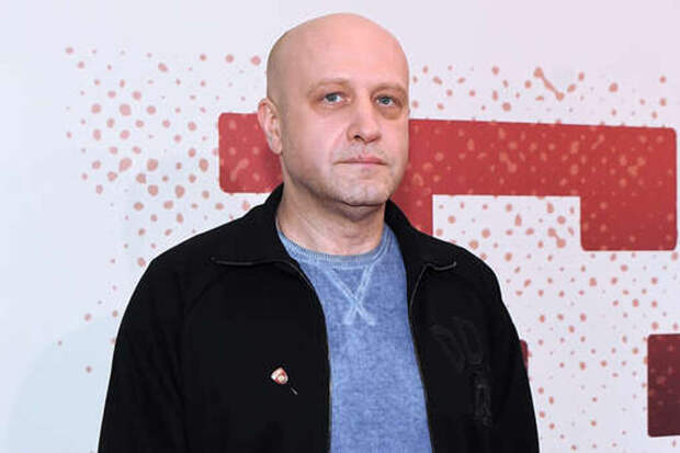 Коваленко: отменил прыжок с парашютом, бросил дочь?