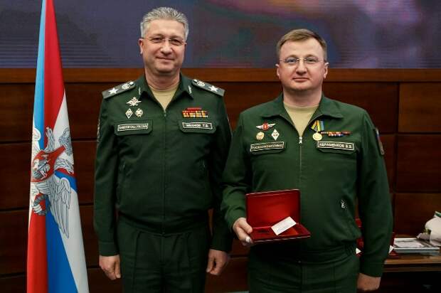 Авгиевы конюшни Минобороны: три года стрижки на одной и той же овце (министерстве)