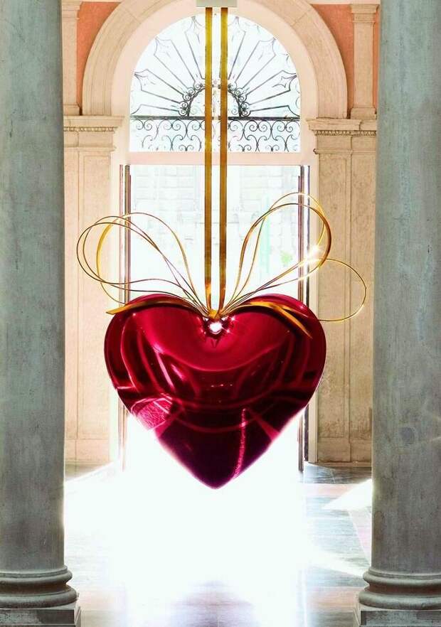 Скульптура Джеффа Кунса 