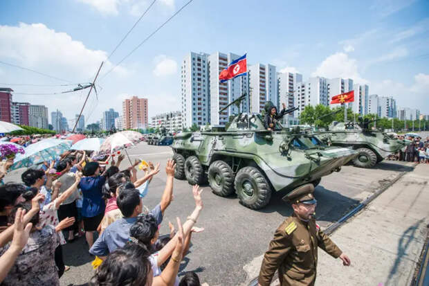 Еврокомиссия собралась ввести санкции против якобы перевозящих военные грузы из КНДР в Россию судов