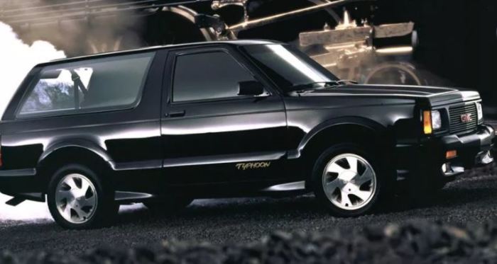 Мощный GMC Typhoon совсем, как ветер.