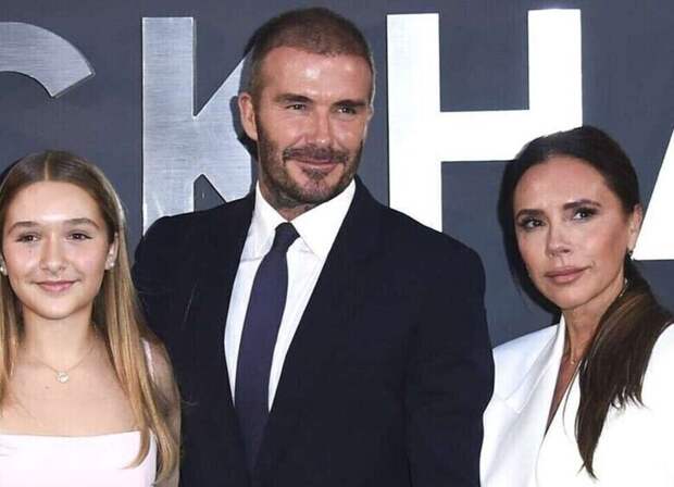 «Выглядит на 25»: выход 14-летней дочери Бекхэмов разнесли в соцсетях