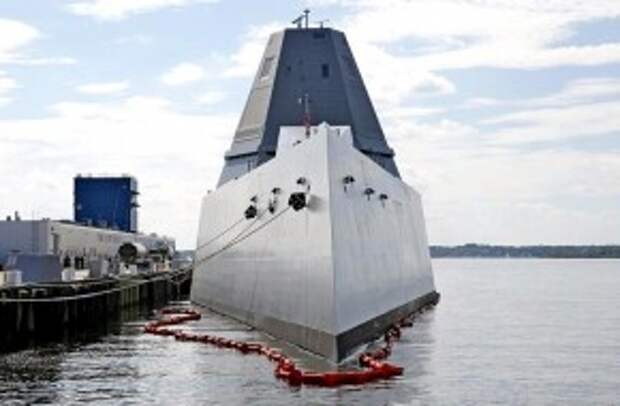 24-4298786-the-uss-zumwalt-sits-at-dock-at-the-naval-station-in-newport-r.i.-friday-sept.-9-2016.