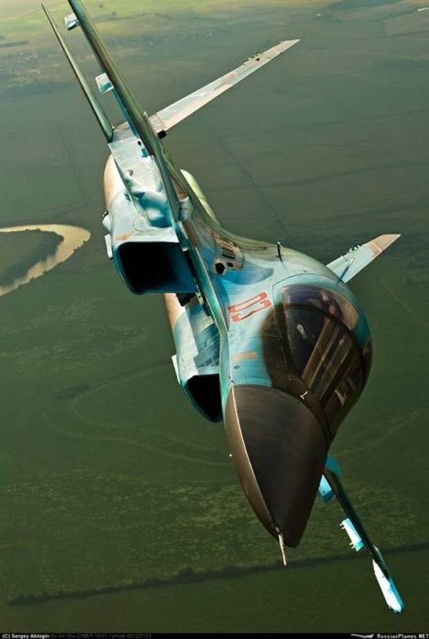 В небе Су-34