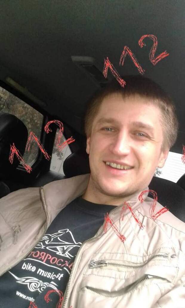 Появились фото мужчины, который удерживал девочку в квартире в Смоленске