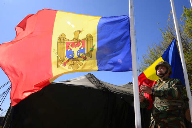 Гагаузия попросит Россию о помощи, если Молдавия решит объединиться с Румынией