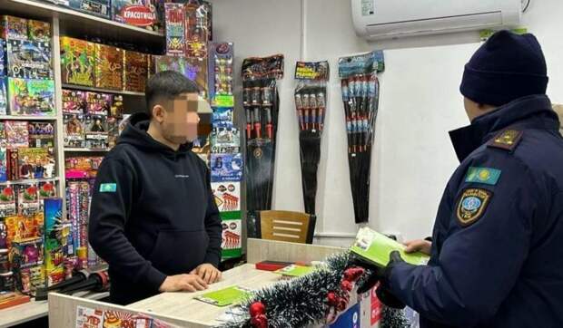 Штрафы за незаконную продажу пиротехники получили трое жителей региона