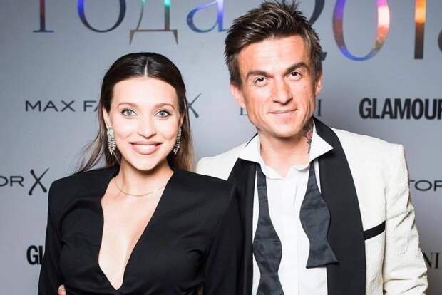 Назван пол третьего ребенка Регины Тодоренко и Влада Топалова