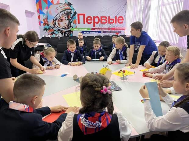 «Движение первых» проводит Всероссийскую акцию «Путь в космос»