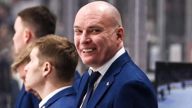 Разин — о судейских решениях в четвертом матче с «Сибирью»: «Вы издеваетесь?»