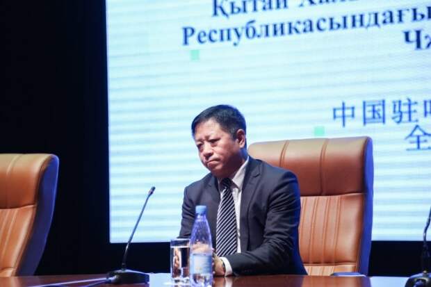 В МИД Китая и России единым фронтом жёстко высказались об Украине и Майдане В МИД Китая и России единым фронтом жёстко высказались об Украине и Майдане россия, китай, троллинг
