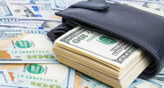 Равнение на Трампа: как курс доллара зависит от геополитики и чего ждать рынкам