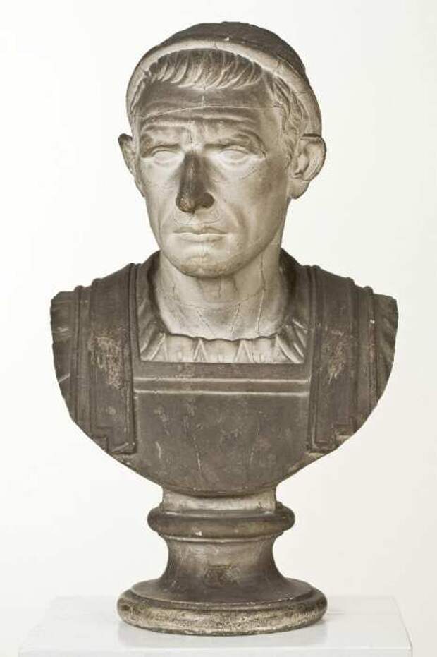 Римский бюст Антиоха III, 100-50 гг. \ Фото: google.com.