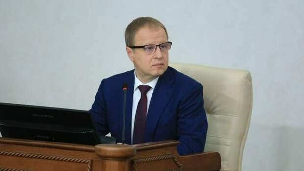 Губернатор Виктор Томенко /  Фото: amic.ru