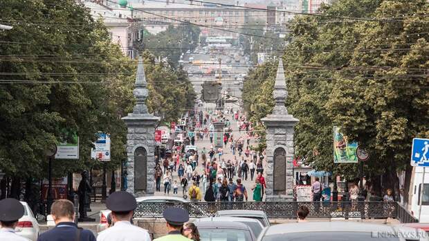 Антивандальные скамейки и новые туалеты: власти пообещали центру Челябинска «большое преображение»