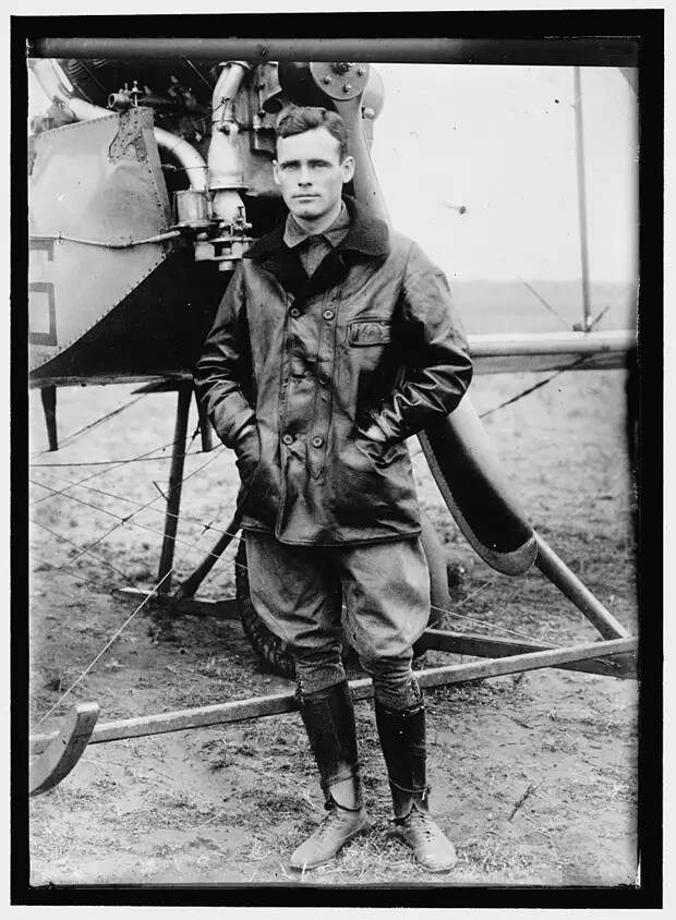 CARBERRY, JOSEPH E., 1ST LT., U.S.A., AVIATOR LCCN2016866740.jpg