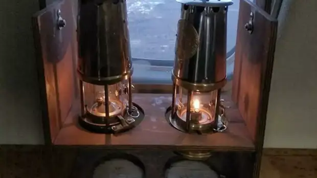 Благодатный огонь из Иерусалима доставят в Москву 1 мая