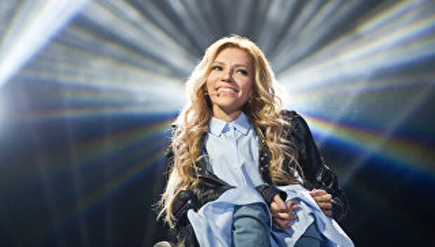 Певица Юлия Самойлова Певица Юлия Самойлова