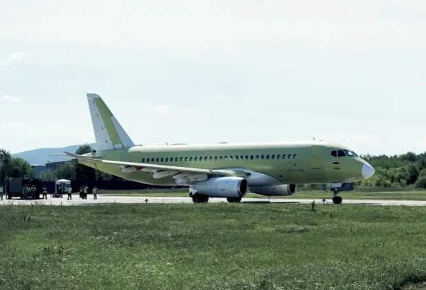 Причиной катастрофы самолета Sukhoi Superjet над Коломной стал человеческий фактор – источник