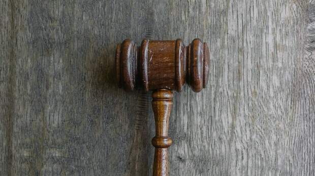 Барнаулец получил 11 лет тюрьмы за то, что застрелил и зарезал человека