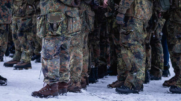 НАТО начинает планирование оборонной миссии в Арктике