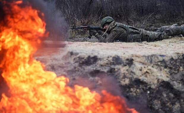 Военные эксперты ошарашены — в битве за Константиновку ВСУ несут намного больше потерь в обороне, чем ВС РФ в наступлении