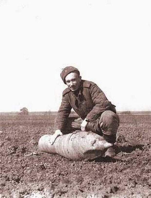 Фронтовые фотографии Алексея Макаровича Смирнова Фронтовые фотографии Алексея Макаровича Смирнова