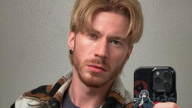 Никита Пресняков переполошил соцсети пикантным видео в постели с красоткой — кто эта незнакомка?