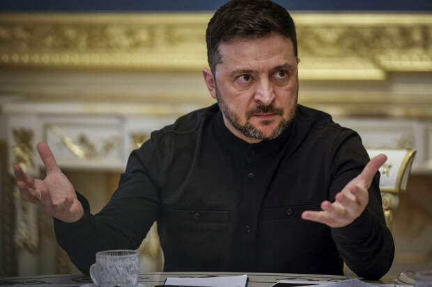 Зеленский: украинцы не одобрят вывод ВСУ из Донбасса на референдуме