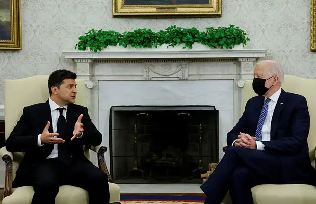 Дружба против России: как в Москве оценивают стремление властей Украины вступить в НАТО