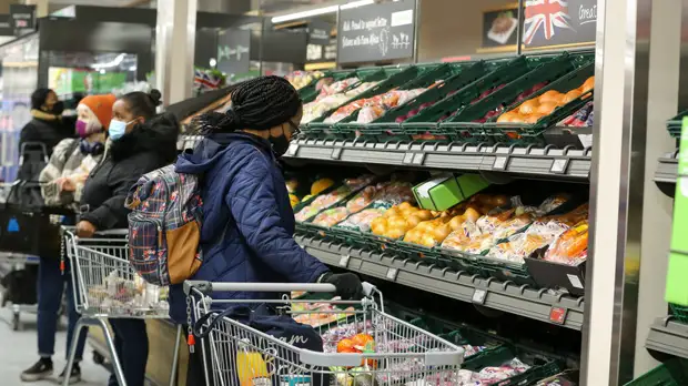 Sky News: в Британии отмечается снижение покупательной способности граждан