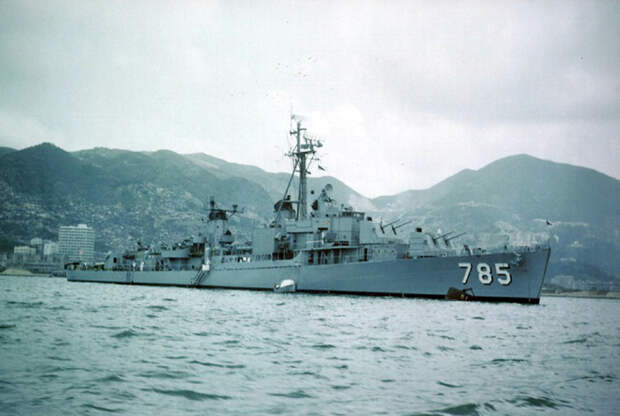 U.S.S. Henderson (DD-785)