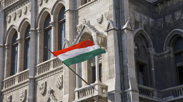 Сийярто: Венгрия намерена заблокировать 20-й пакет антироссийских санкций ЕС