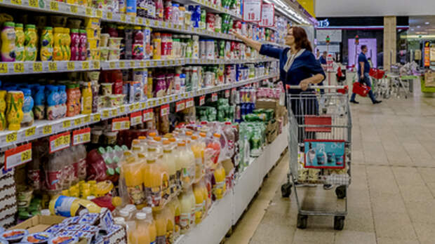 Аналитики пугают граждан России высокими ценами на молоко, хлеб и гречку