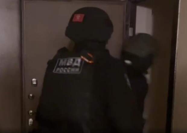 Полиция Петербурга задержала группу, обманувшую пенсионеров на 51 млн рублей