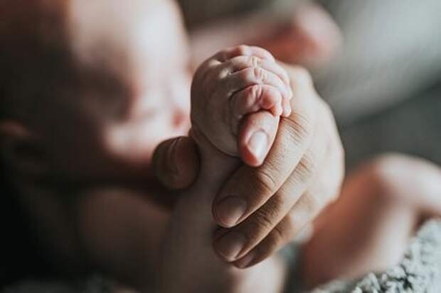 Госдума предлагает проверять женщин на депрессию после родов