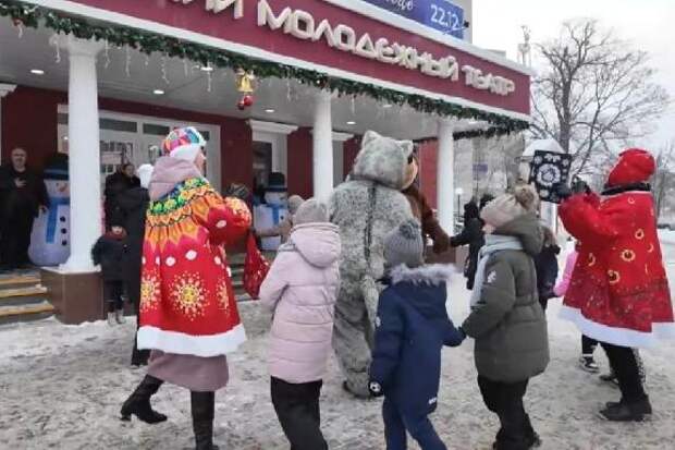 Почти 500 юных тамбовчан стали участниками Центральной городской ёлки