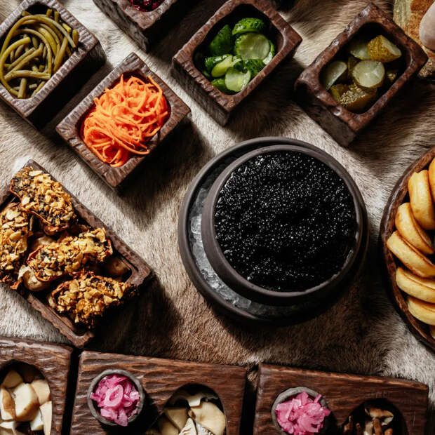 В меню столичного ресторана появился сет с килограммом икры за 95 тысяч рублей