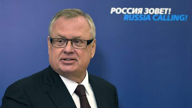 Костин оценил вероятность отключения России от SWIFT 