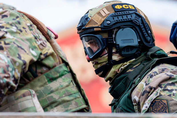 ФСБ показала видео задержания 17-летнего подростка из Мариуполя