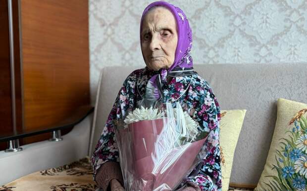 В Рязани труженицу тыла Ольгу Квардакову поздравили со 102-летием