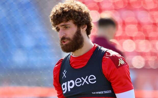 Нападающий «Факела» Гонгадзе перешел в «Челябинск»