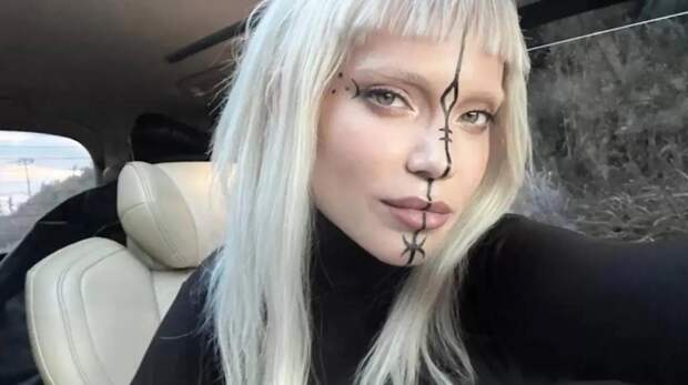 Дворцов посоветовал Глюкозе быть более патриотичной