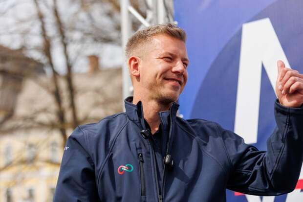 Победивший на выборах в Венгрии Мадьяр выступил за переговоры с РФ