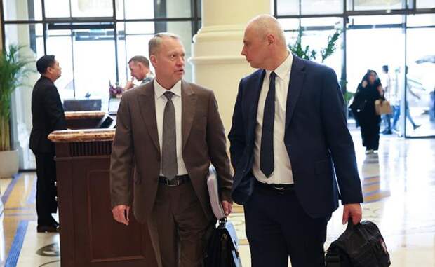 Фиаско Америки в Абу-Даби: «Фактором Донбасса» Россия проверяет Запад на вшивость