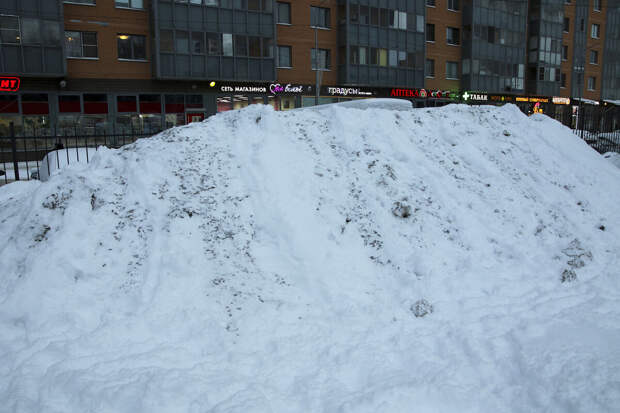В Ивановской области мальчик прыгнул в сугроб и получил тяжелую травму